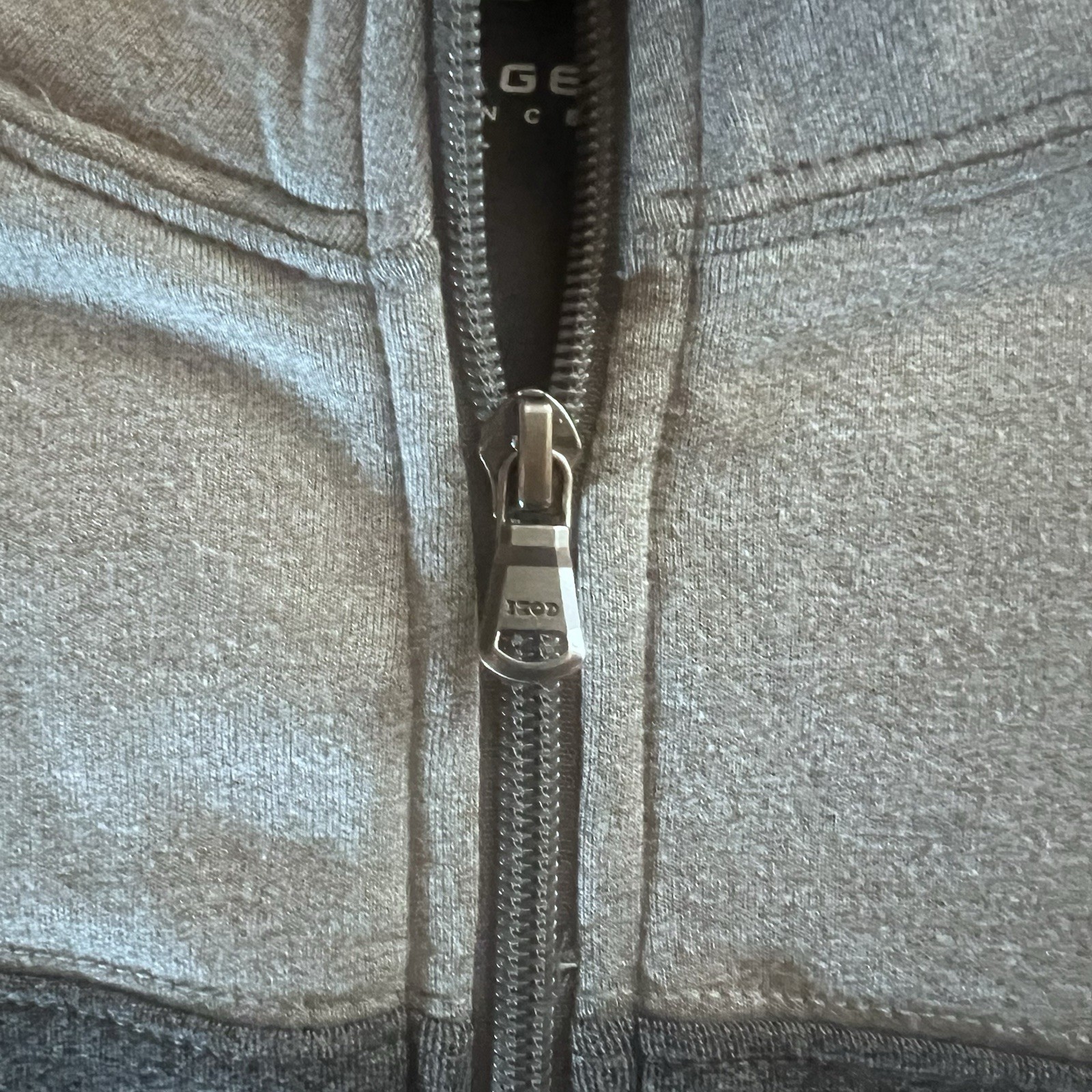 Men's Sz XXL IZOD Advantage Performance Stretch 1/4 Zip Black and Gray gallery