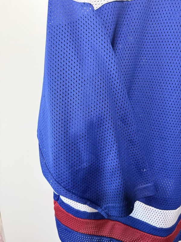Warner Bros Studio Store Superman Mesh Hockey Jersey Men’s XL Colorblock V-Neck gallery