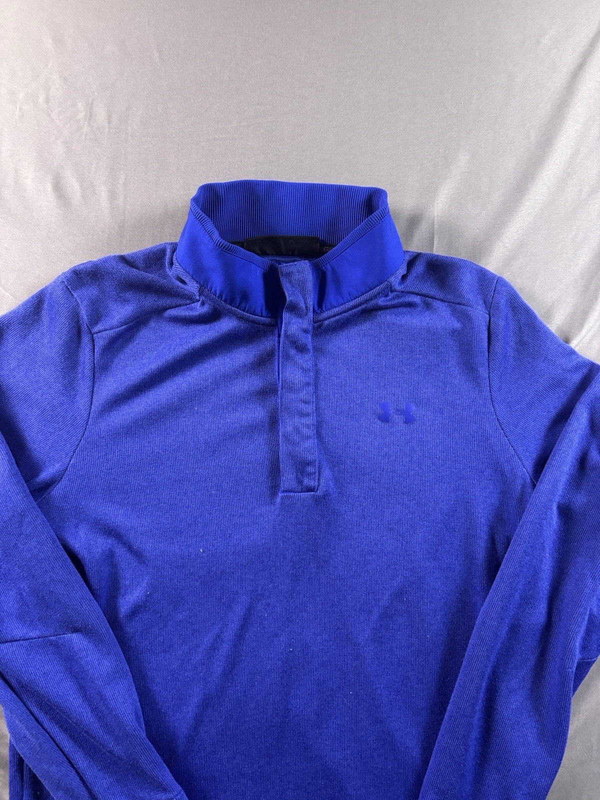 Under Armour Men’s Medium Blue Button Quarter Zip Loose Cold Gear Long Sleeve gallery