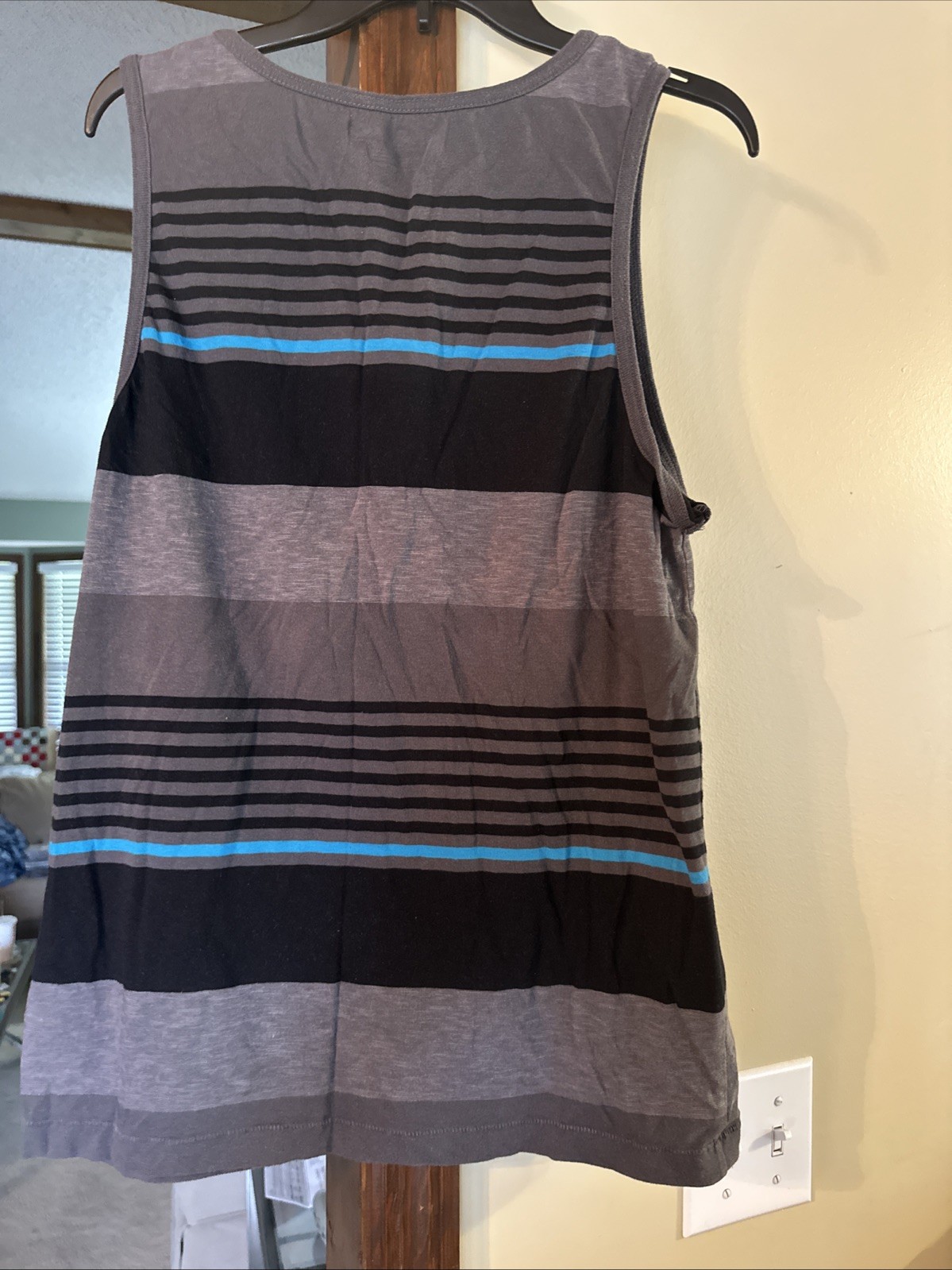 Tony Hawk Men’s Medium Tank Top Black Gray Blue Stripes gallery