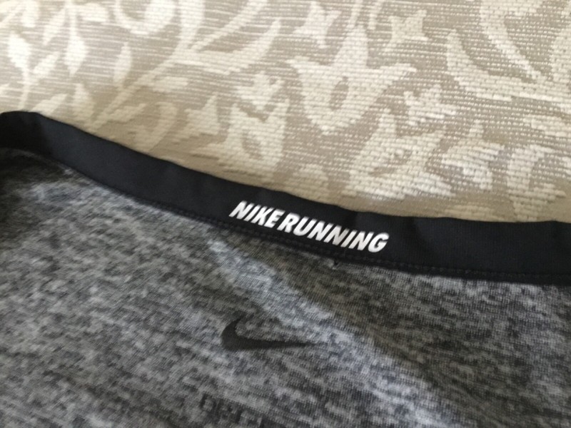 NEW Nike RUNNING Lightweight Tank Top DRI-FIT Men’s M CZ9179-011 MSRP $55 gallery