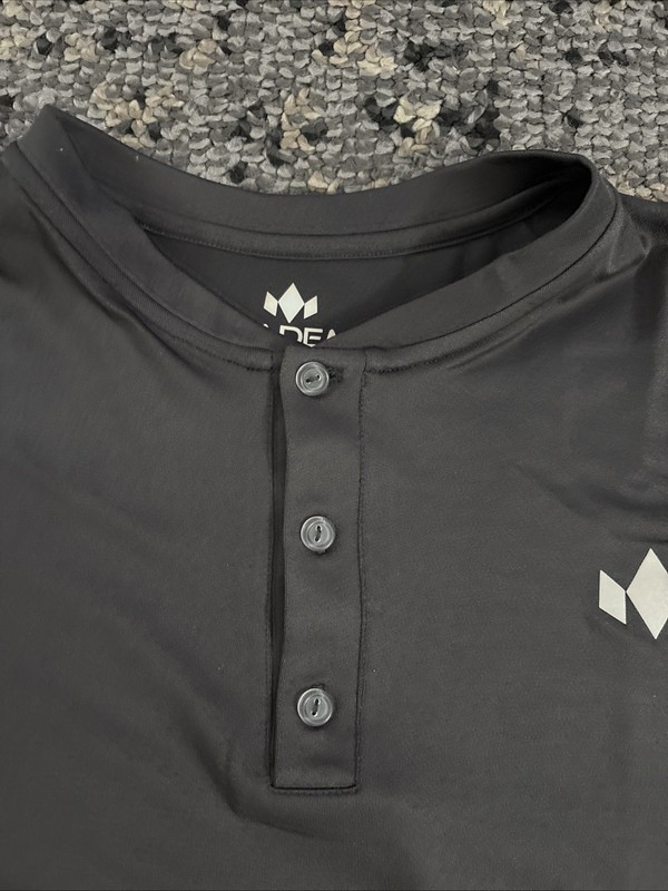 Diadem Men’s Court Essentials XL Gray Henley Shirt Pickleball/Tennis BRAND NEW gallery