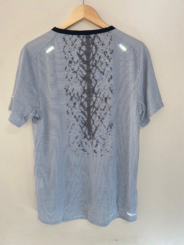 Nike Running Division Dri-Fit ADV Running Shirt Size M DQ4778-014 $80 NEW gallery
