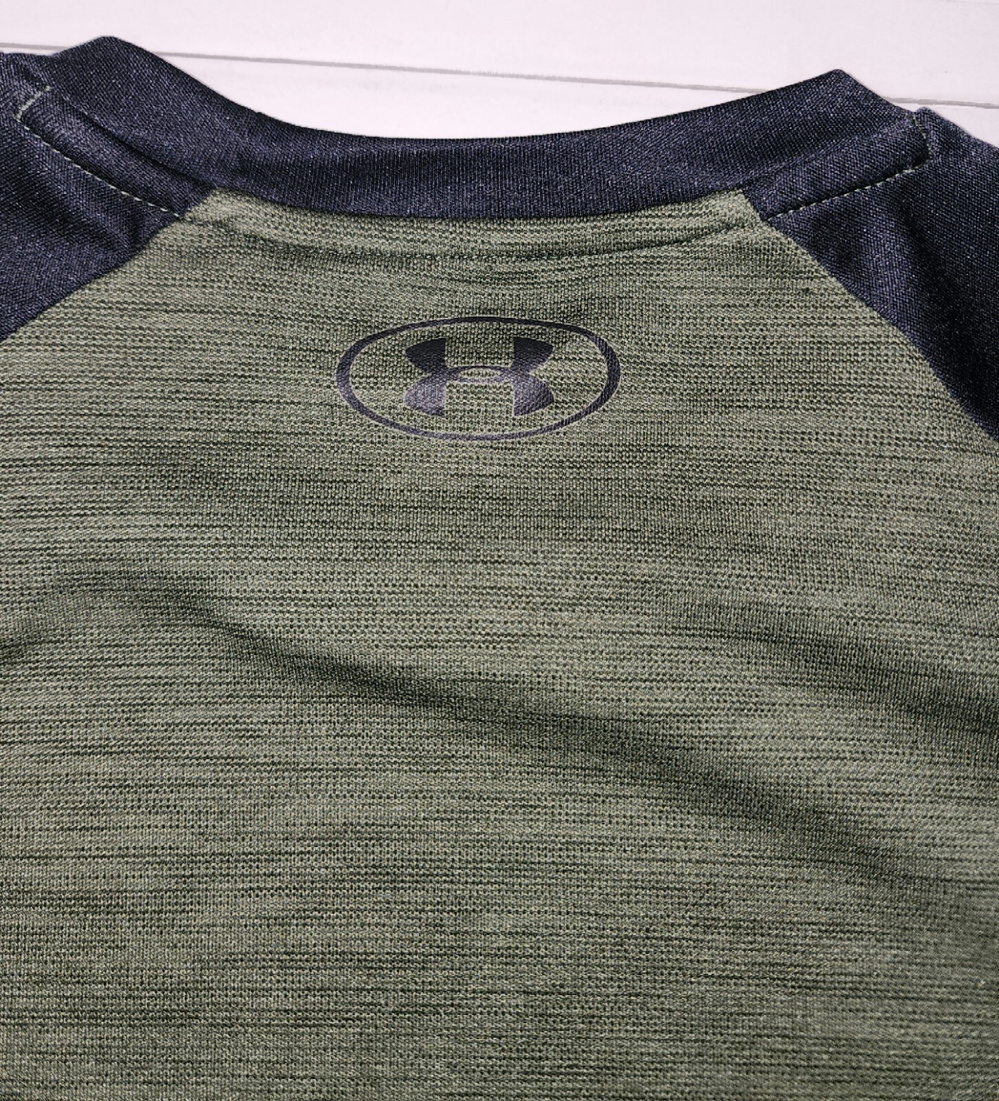 Under Armor Mens Heat Gear Short Sleeve Tee Green And Blue Sz Small gallery