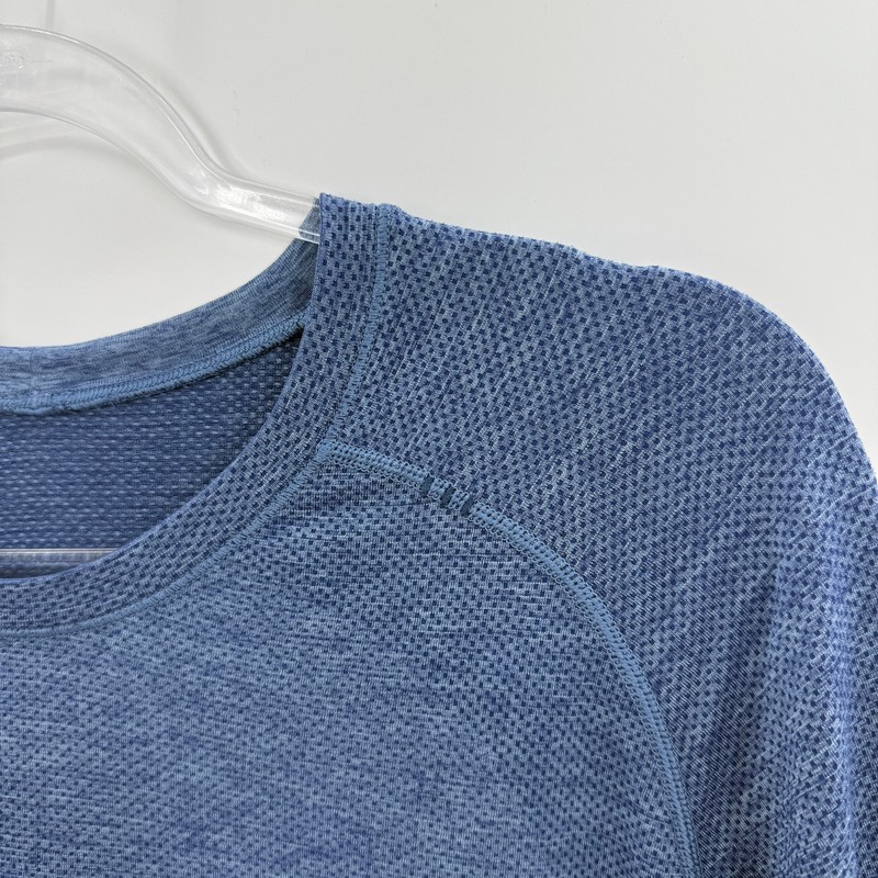 LULULEMON Mens Short Sleeve Technical Shirt Size L Blue Lightweight Athletic Top gallery