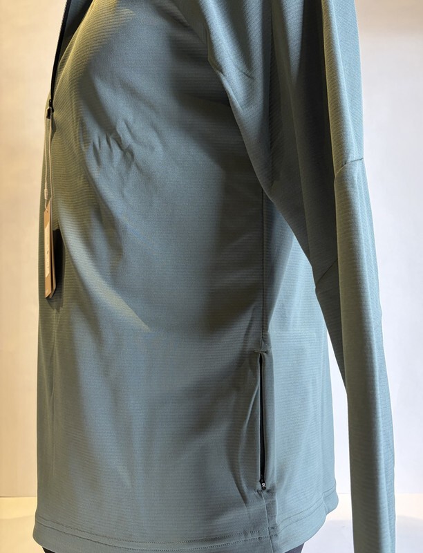 ON MENS RUNNING ON CLOUDS CLIMATE SHIRT IN OLIVE SIZE MEDIUM 1ME10600153 gallery