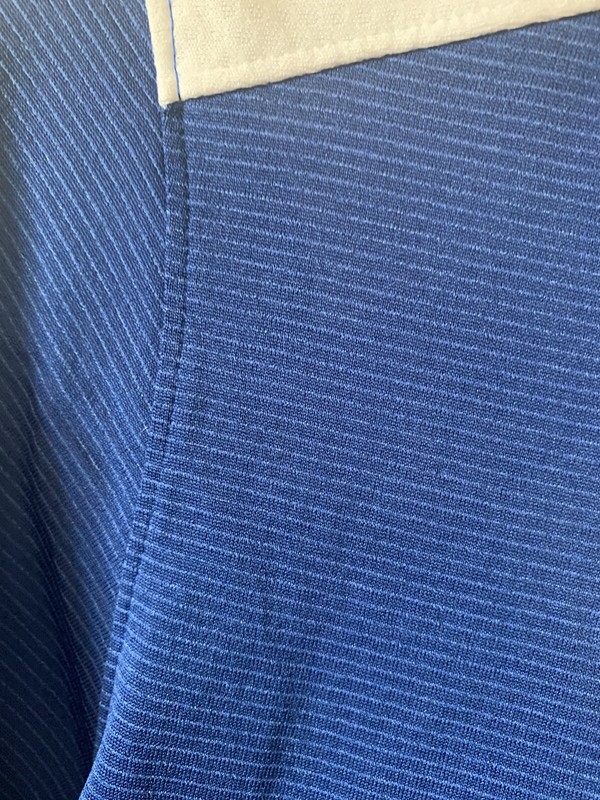 Under Armour Athletic Tee Size Medium gallery