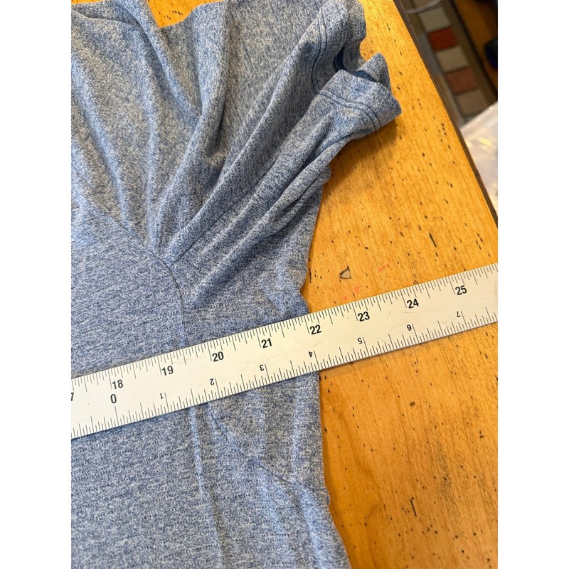 Lululemon Drysense Large Blue Heathered Short Sleeve Training Shirt Curved Hem gallery