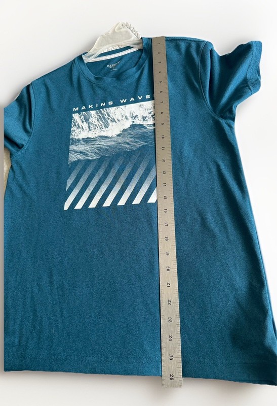 Old Navy Active Go-Dry Moisture Wick Men Blue Ocean Wave Graphic Tee TShirt Sz S gallery