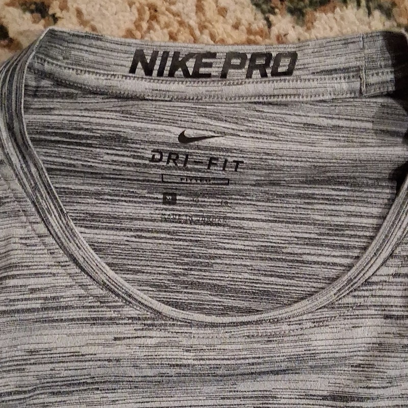 Nike Pro Dri-FIT Men's Gray Heather Crew Neck T-Shirt M Athletic Fit gallery