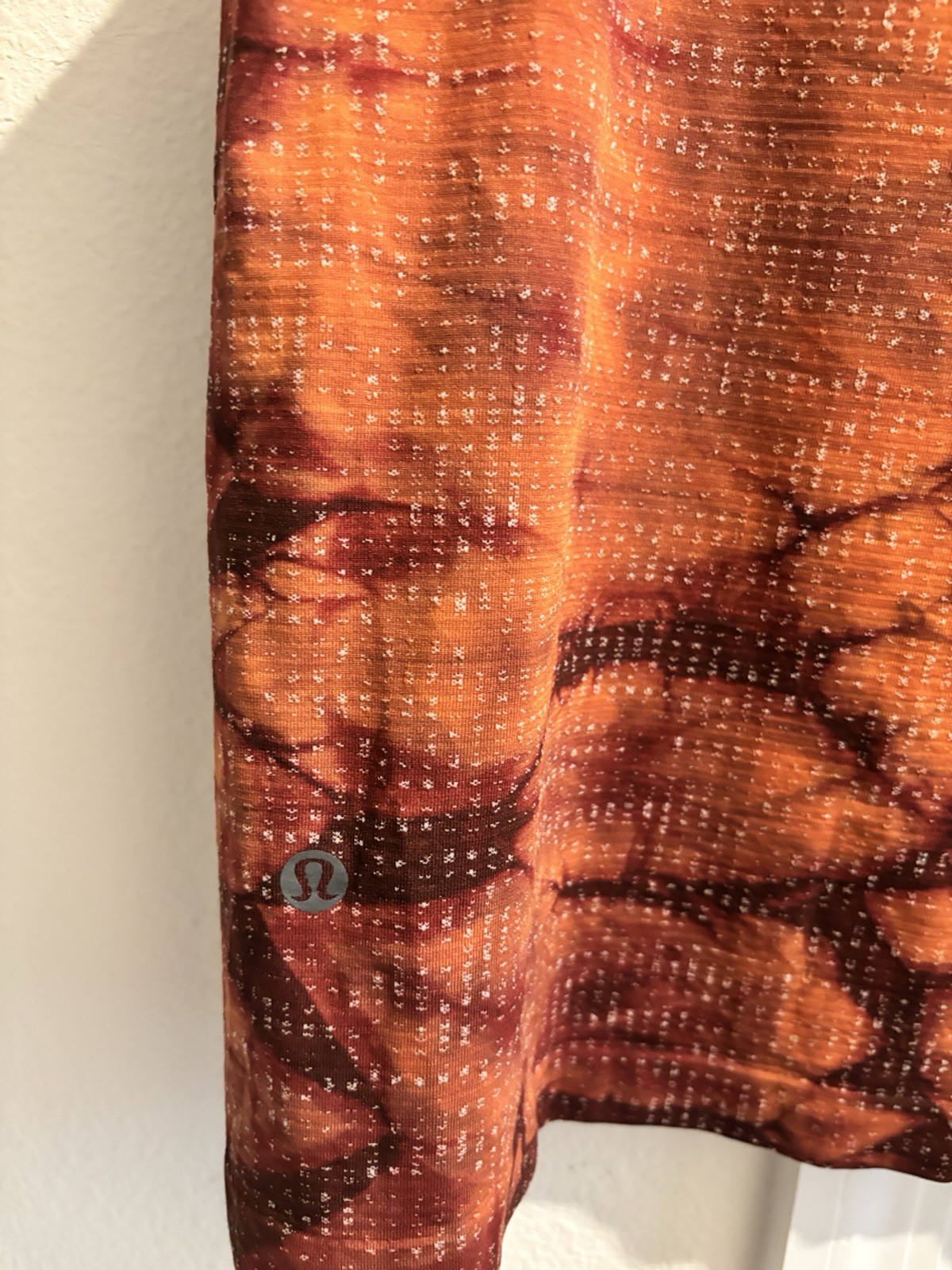 Lululemon Men’s Training Tank Top Size M Orange Brown Tie Dye Athletic Gym gallery