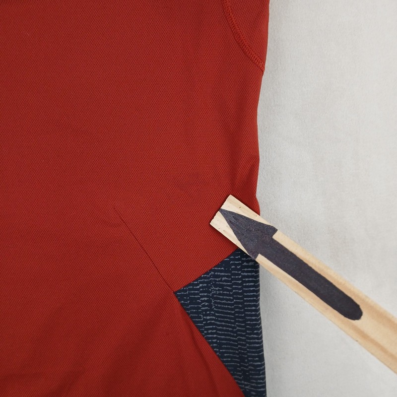 Lululemon Lost In The Hustle Medium Mens Shirt Jersey V Neck Long Sleeve 22x29 gallery