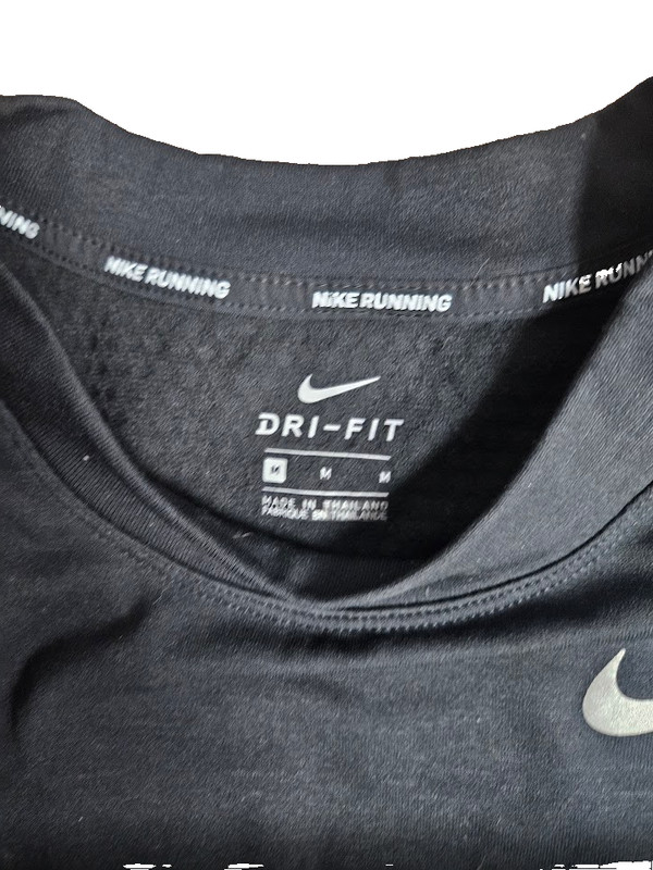 Nike Dri-Fit Black White Long Sleeve Shirt Top size Medium gallery