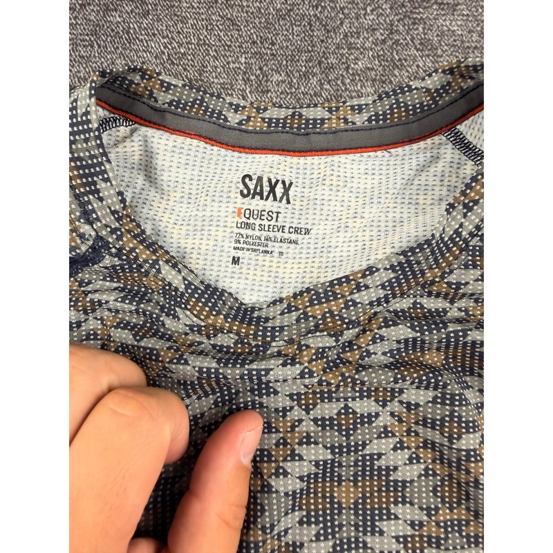 Saxx Quest Long Sleeve Crew Base Layer Shirt Mens Medium Blue Geometric Print gallery