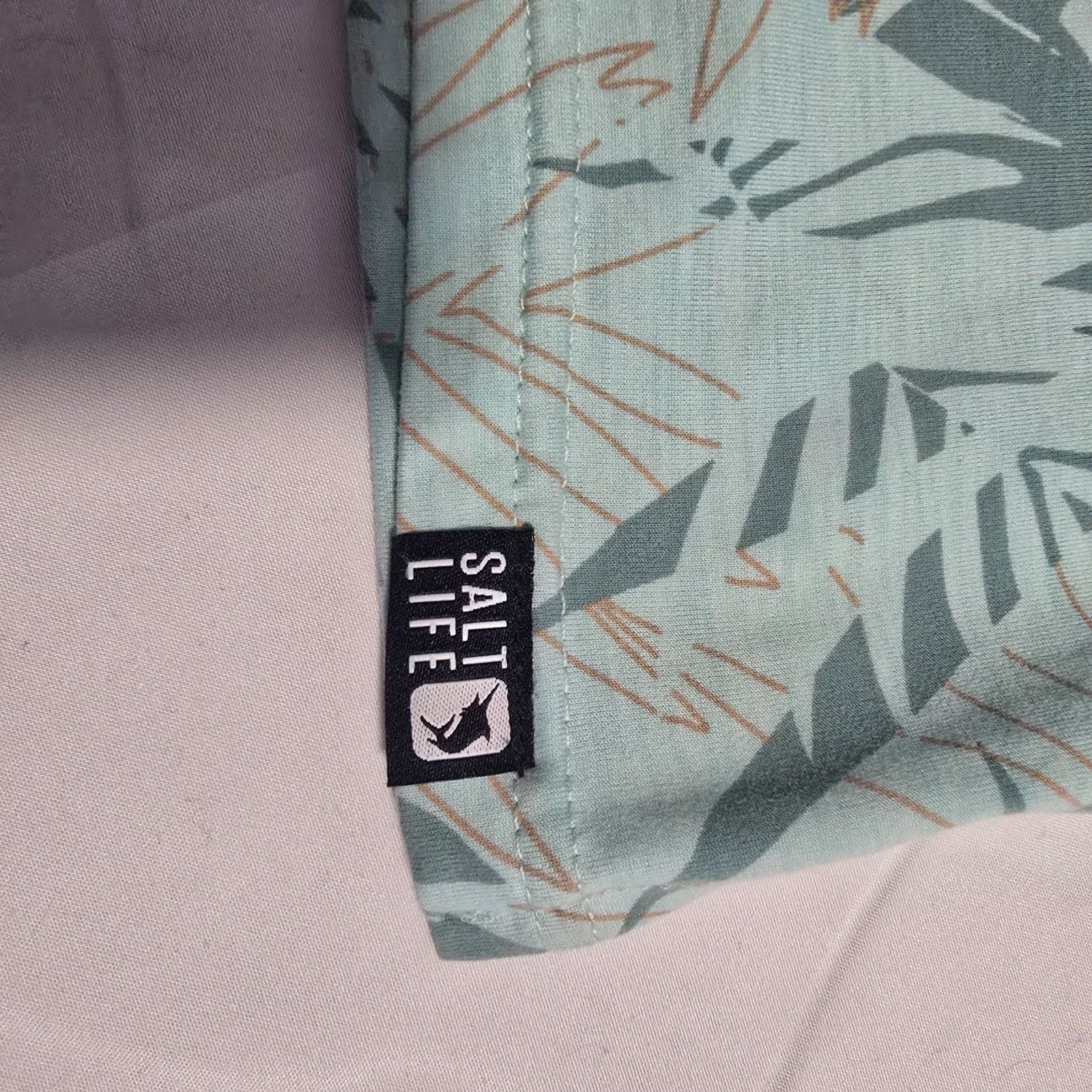 Salt Life SLX Men's Performance Shirt, Light Green, Large, Leaves, Lightweight gallery