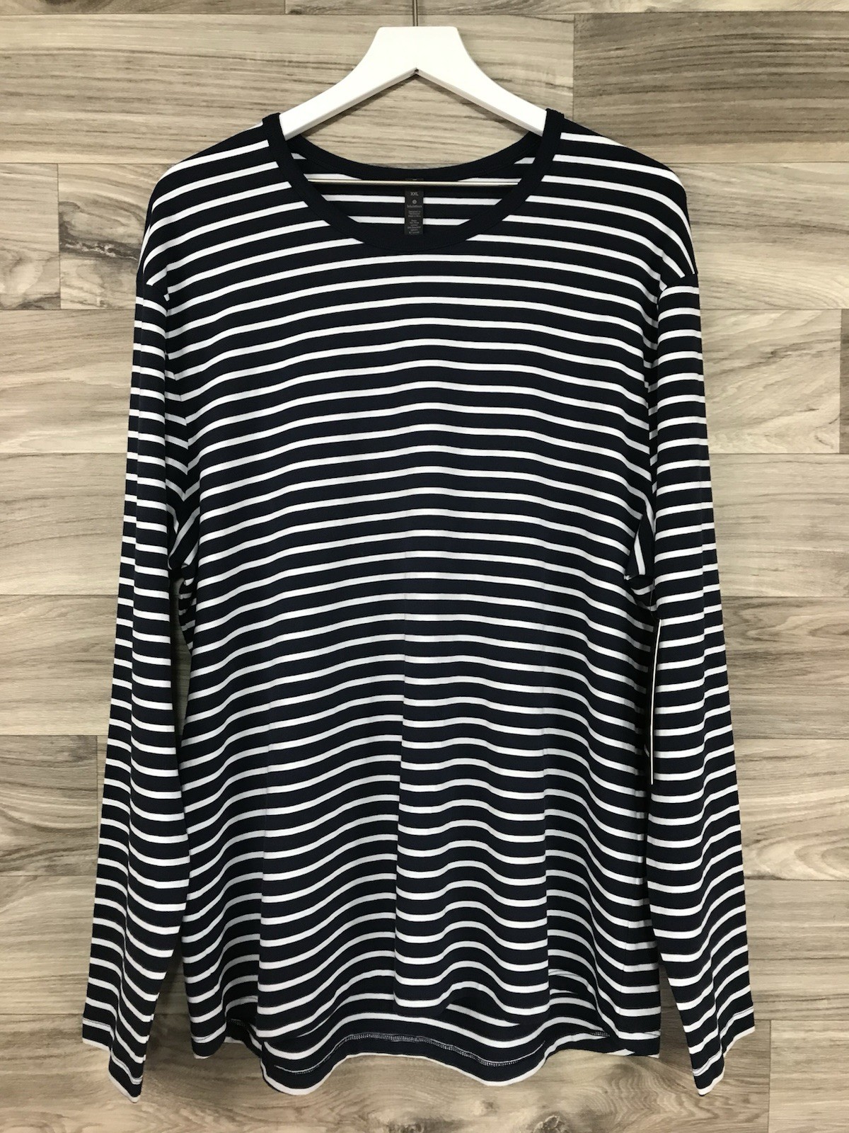 Lululemon 5 Year Basic Long Sleeve Size XXL Yachtie Stripe Navy White YANW 55400 gallery
