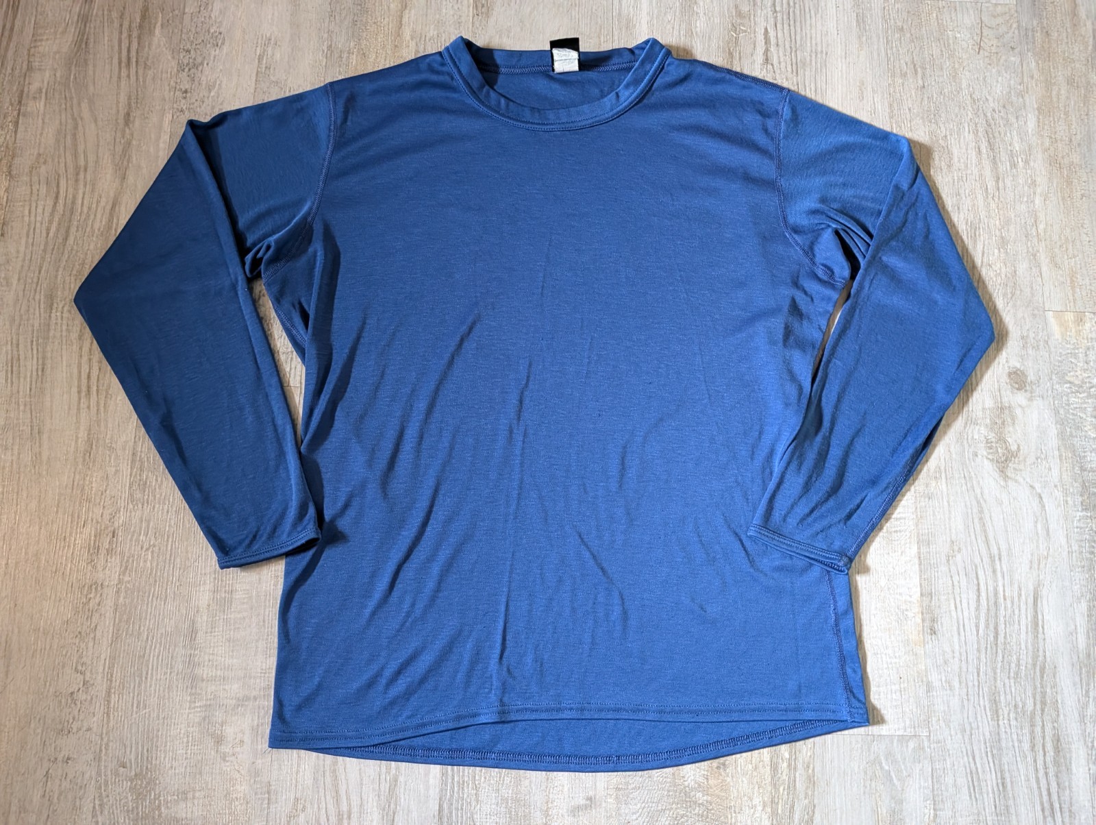 VTG Patagonia Capilene Base Layer Long Sleeve Shirt Mens L Made in USA Blue gallery