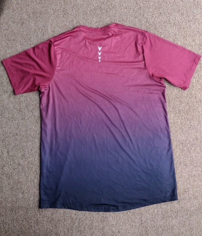 Liberty Pro Men's Gym Running Shirt Size M Athletic Burgundy T-shirt gallery