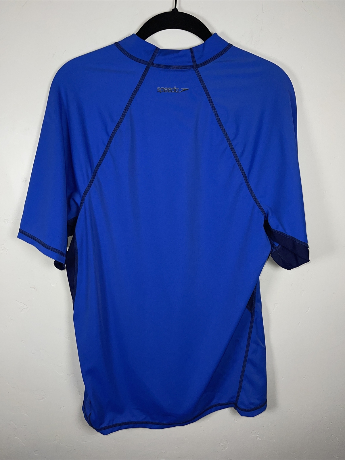 Speedo Men's Medium Polyester UV Block the Burn Short Sleeve Blue T Shirt gallery
