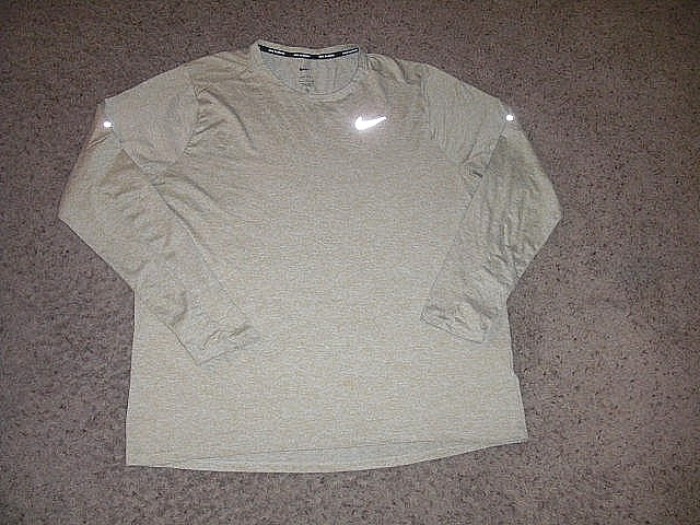 NIKE RUNNING Gold/Yellow athletic Dri Fit long sleeve pullover shirt men's XL gallery