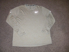 NIKE RUNNING Gold/Yellow athletic Dri Fit long sleeve pullover shirt men’s XL