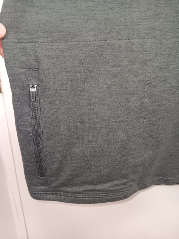 Vuori Ease Performance Half Zip 2.0 Pullover Men's XL Aspen Heather Charcoal gallery