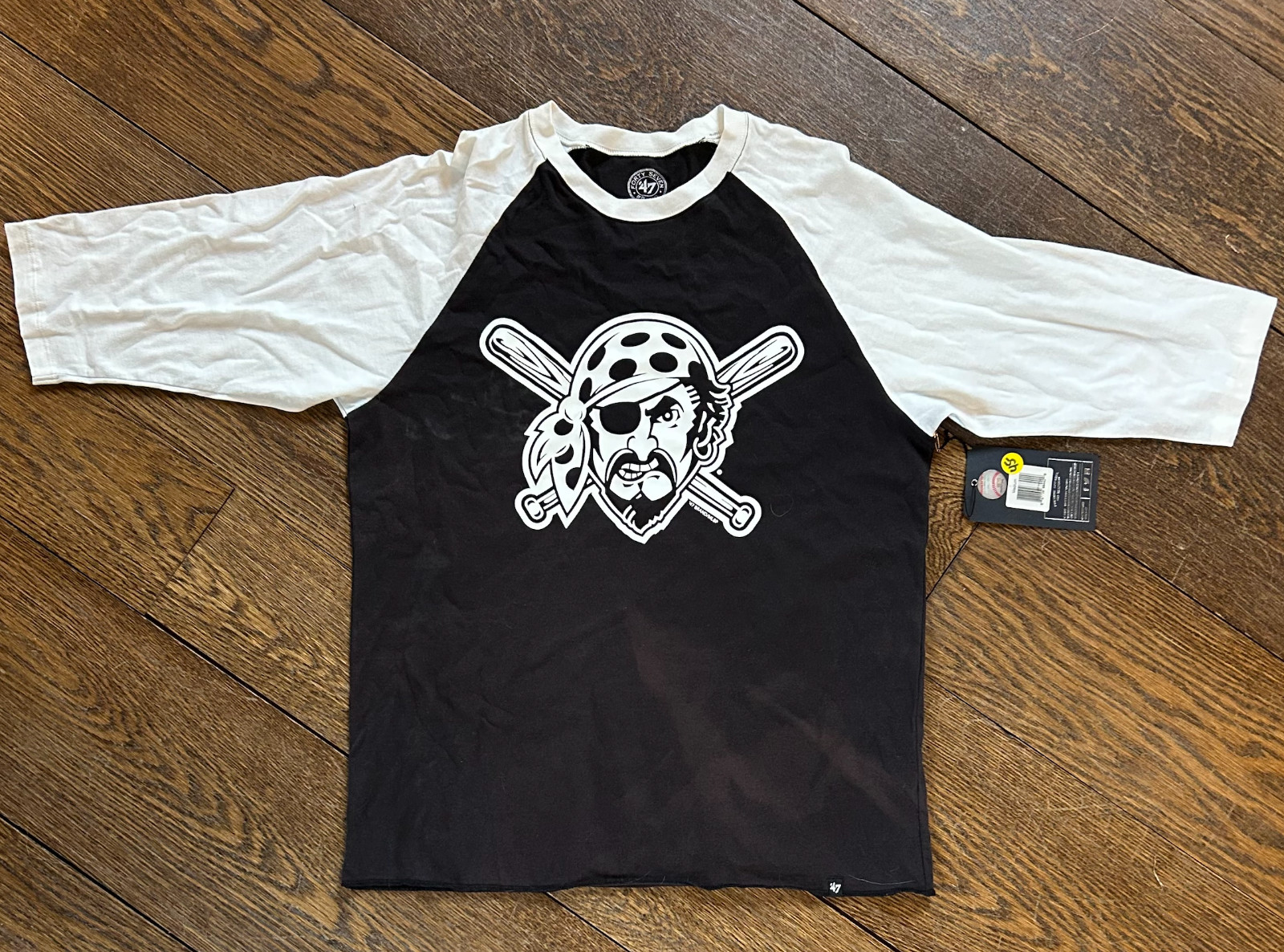 PITTSBURGH PIRATES 47 BRAND LONG SLEEVE TEE - MENS MED, LARGE & XL gallery
