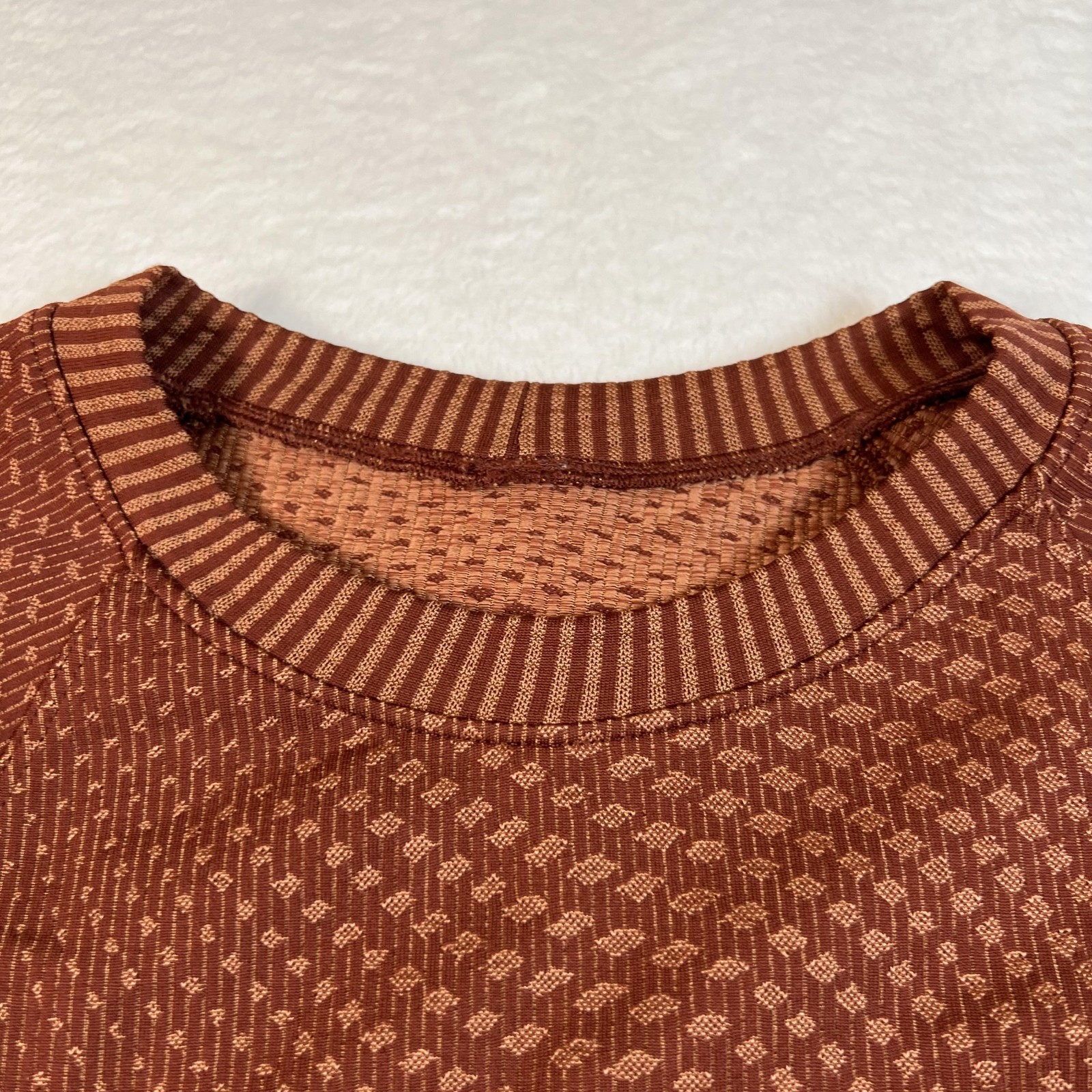 Lululemon Rest Less Engineered Warmth Mens XS Brown Long Sleeve Running Base gallery