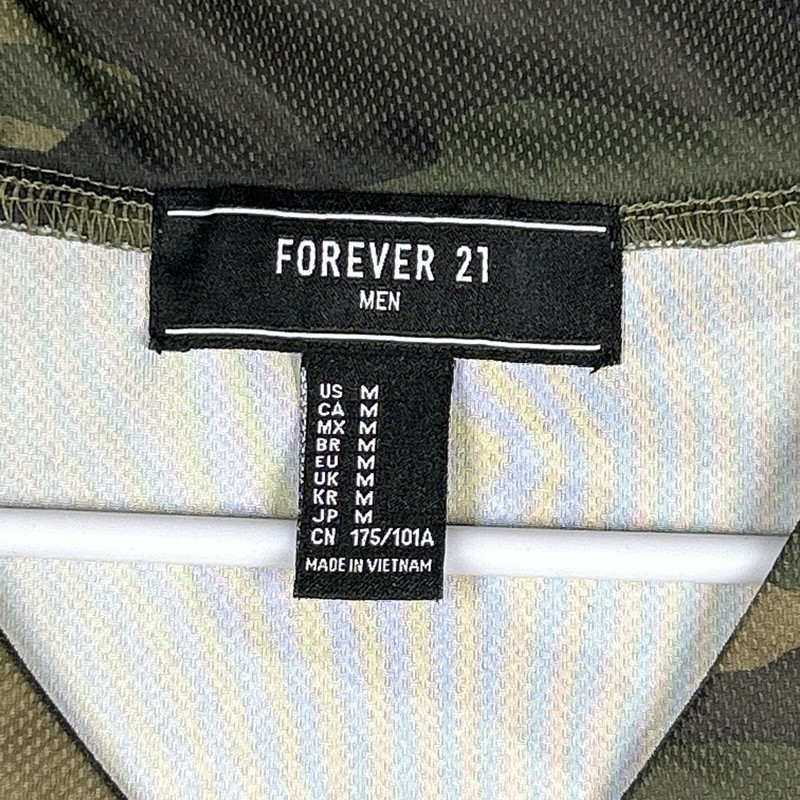 Forever 21 Camo Baseball Jersey Men’s M Green Forest Camouflage gallery