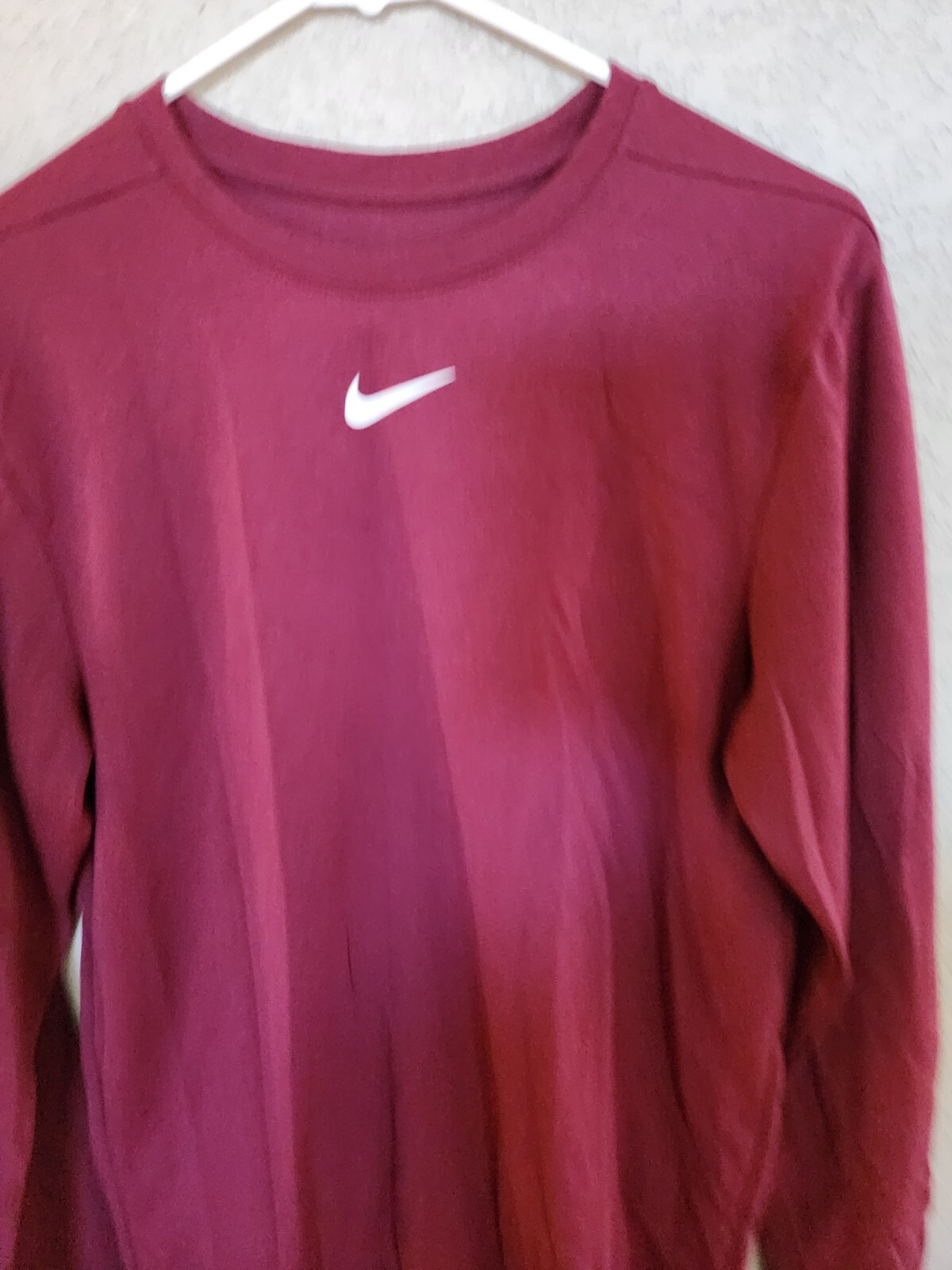 Nike Dry-fit Long Sleeve Tee Size Small 18in Pit To Pit Mens gallery
