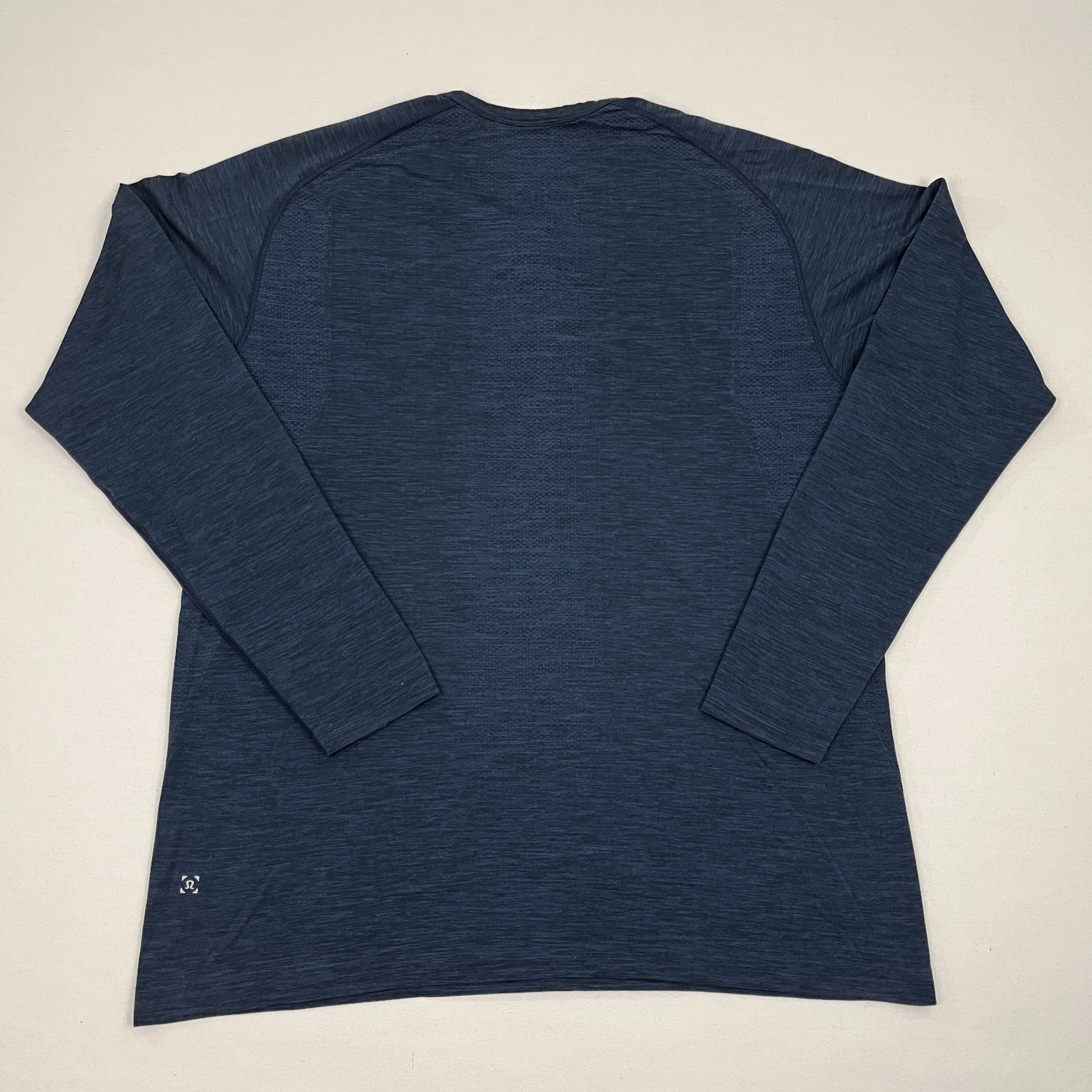 Lululemon Metal Vent Tech Shirt Men 2XL XXL Blue Active Long Sleeve Henley Smart gallery