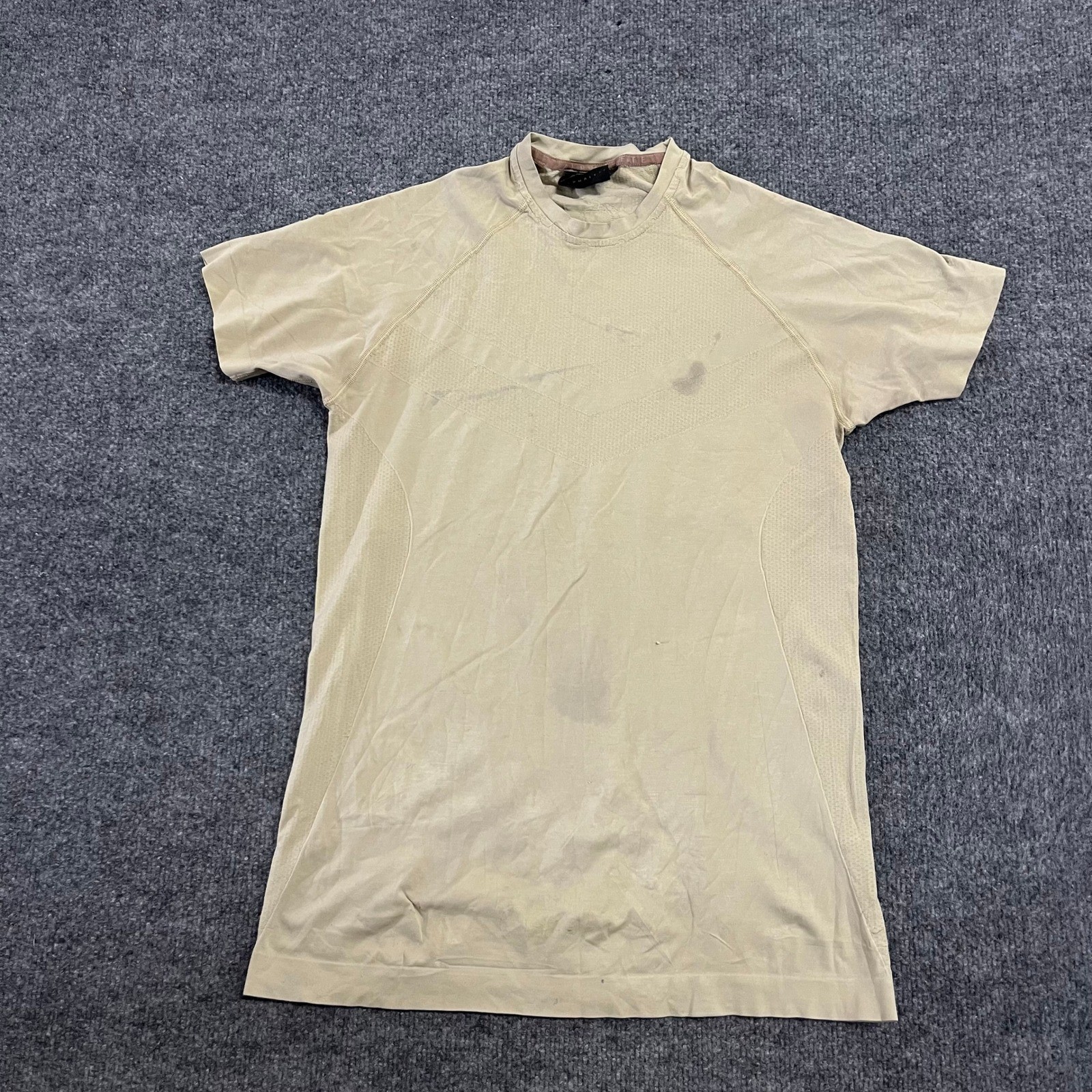 Alphalete T-Shirt Mens Size S Beige Seamless Athletic Compression Gym Top gallery