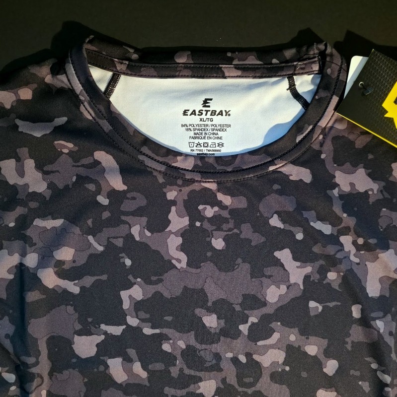 Men's Eastbay Compression Camouflage Heat Gear Short Sleeve Tank /Tee Size XL gallery
