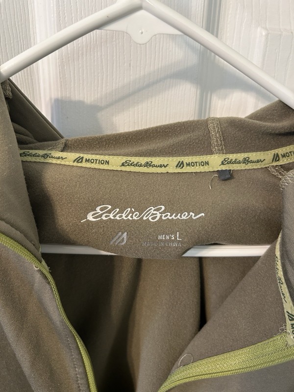 Eddie Bauer 1/4 Zip Motion Performance Top Mens Size Large gallery