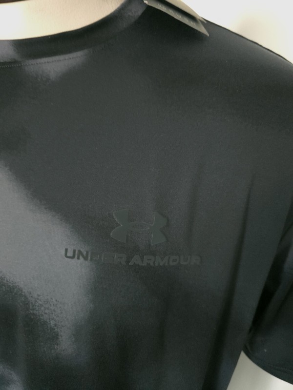 Under Armour Rush Men's L Black Gray Camo Short Sleeve Shirt New With Tags gallery
