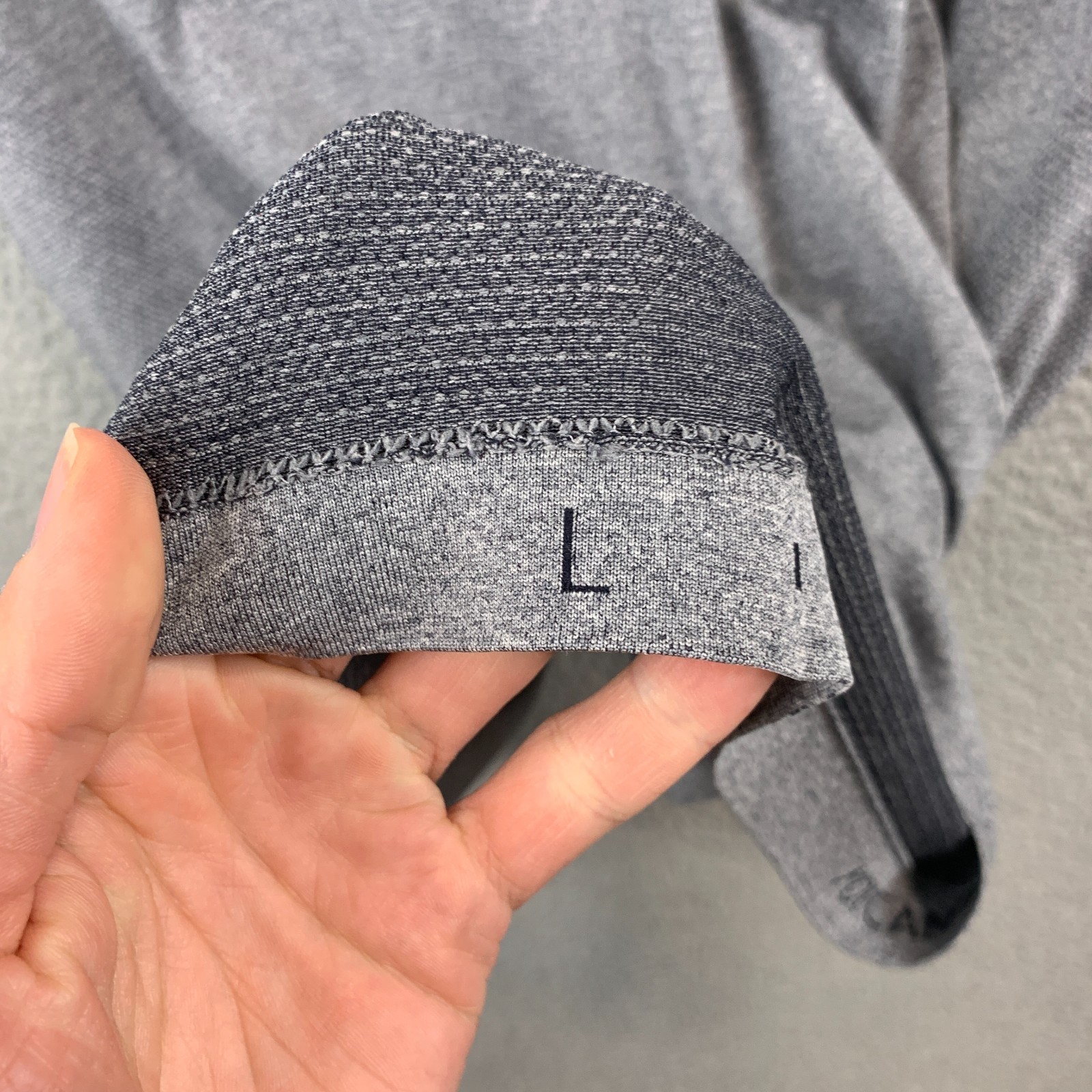Mens Lululemon Metal Vent Tech Long Sleeve Henley Shirt Size Large Gray gallery