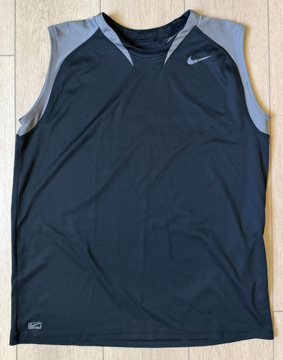 Nike Men's Basketball Jersey Vintage Athletic Sleeveless (Large, Black) gallery