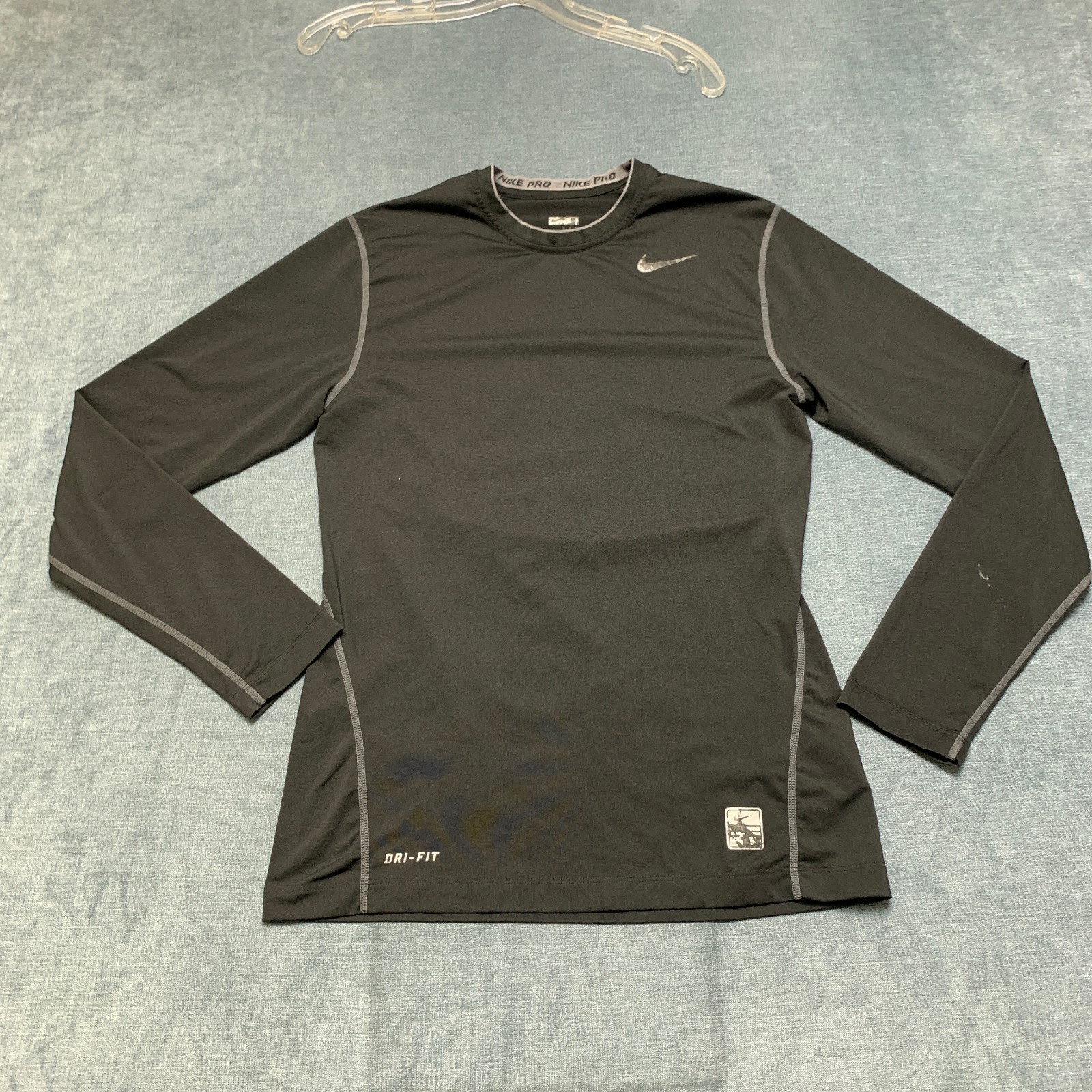 Nike Pro Combat Dri Fit Compression Shirt Mens S Black Swoosh Logo Performance gallery