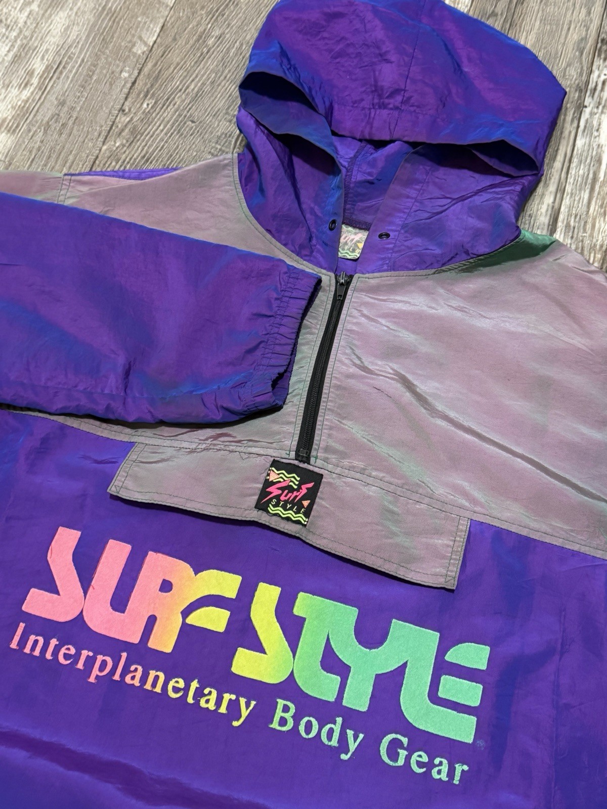 Vintage SURF STYLE 90s Pullover Windbreaker Jacket Iridescent Purple One Size gallery