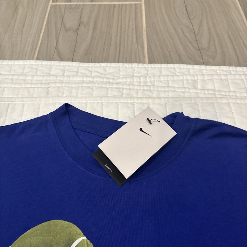 Nike Court Small New York Style Tennis T-Shirt Purple HJ3468-539 Carlos Alcaraz gallery