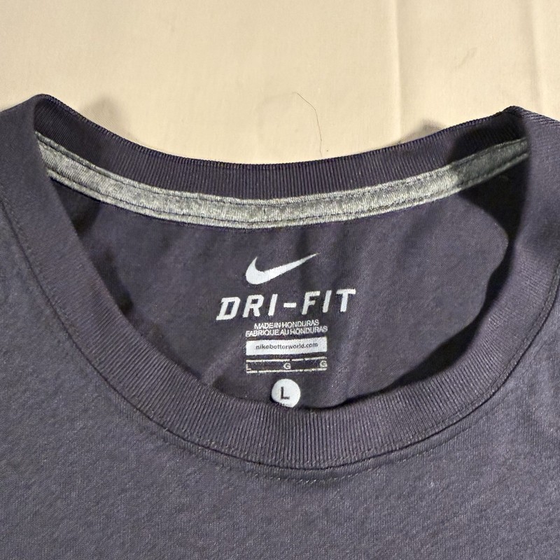 Nike Men's Dri-FIT Legend Fitness T-Shirt Blue L Short Sleeve Activewear gallery