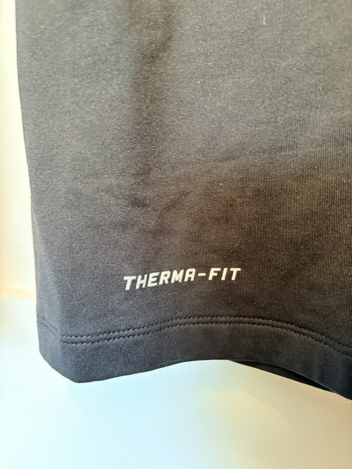 Nike Therma Fit Long Sleeve Compression Shirt Men’s XL Black Athletic Training gallery