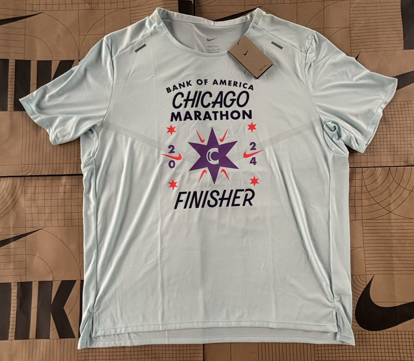 Nike 2024 Chicago Marathon Finisher Bank of America Shirt FV6330-474 Mens XL gallery