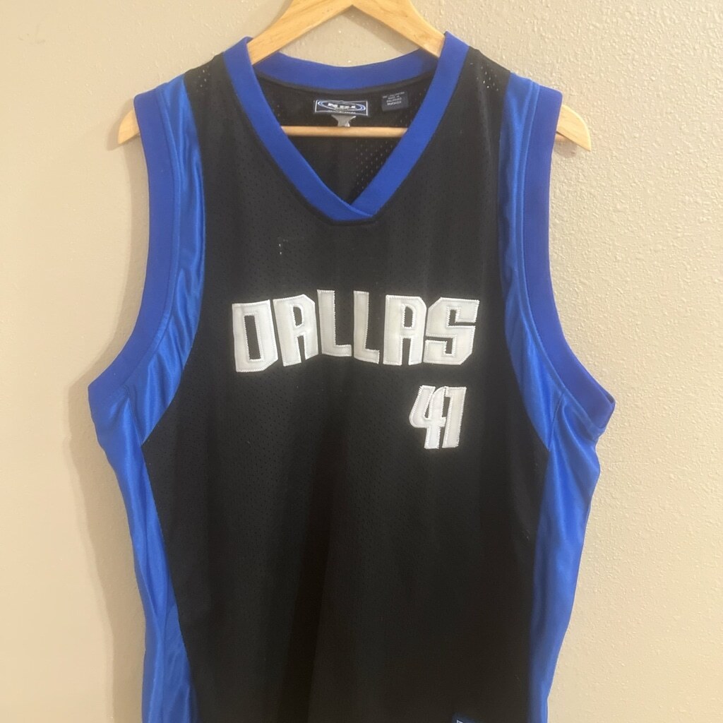 Dallas Mavericks Dirk Nowitzki 41 Mens Large Jersey NSI National Athletic sports gallery