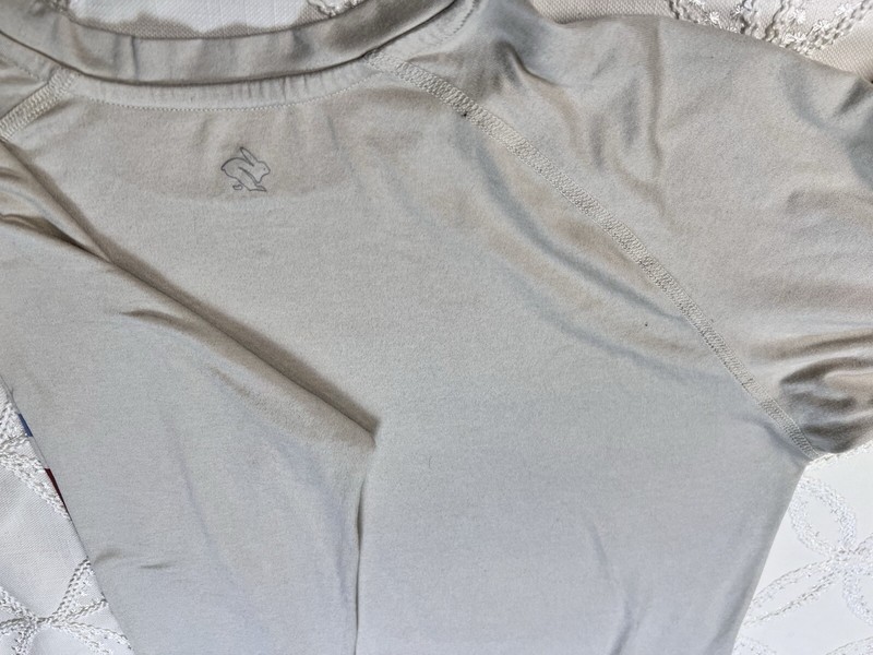 Rabbit EZ Tee Long Sleeve Beige Red Blue Striped Performance Size Small gallery