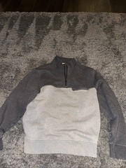 Men’s Tasc Two Toned Gray 1/4 Zip Size Medium Excellent Condition