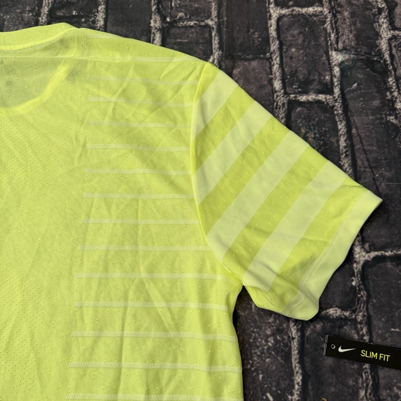 Nike Tech BV4687 Mens Slim Fit Running Reflective Large T Shirt Volt Green NEW gallery