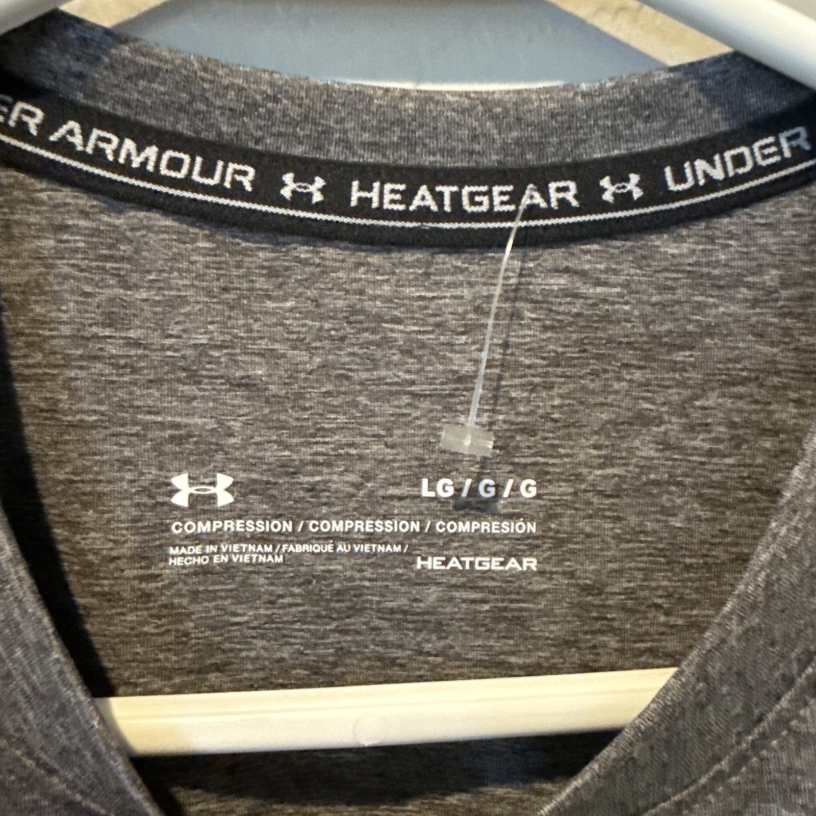Under Armour Men's LG Gray HeatGear Short Sleeve Compression Shirt NWOT 1361518 gallery