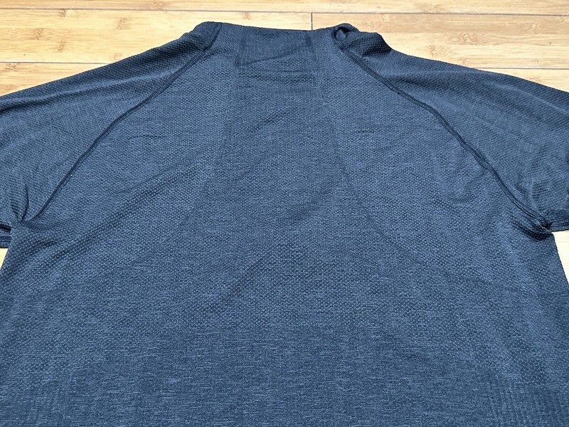 Lululemon Metal Vent Tech 1/2 Zip Pullover Mens M Deep Coal Black Long Sleeve gallery
