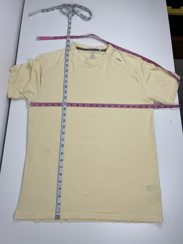 Tasc Carrollton Bamboo Performance T Shirt Mens Size M Medium Summer Yellow gallery